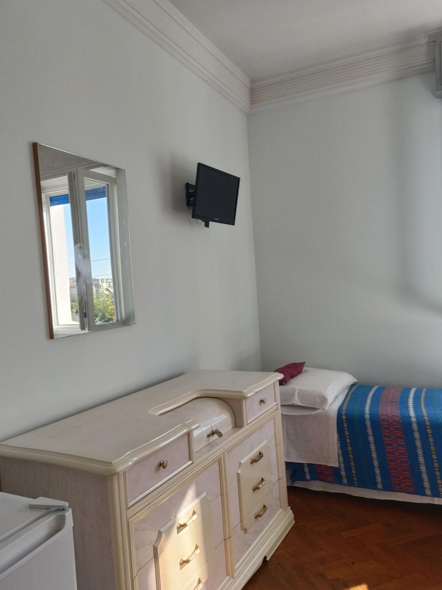 Mavipagi Apartment Верона Екстериор снимка